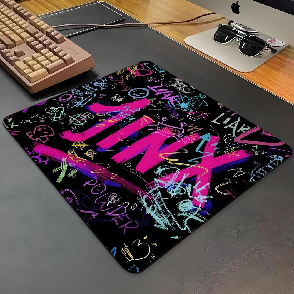 아케인 리그 L-LOL 징크스 마우스 패드 만화 고무  - Jinx Gaming Accessories 리뷰 및 가격